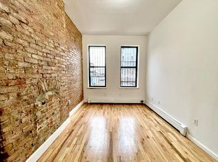 122 Linden St #1A, Brooklyn, NY 11221