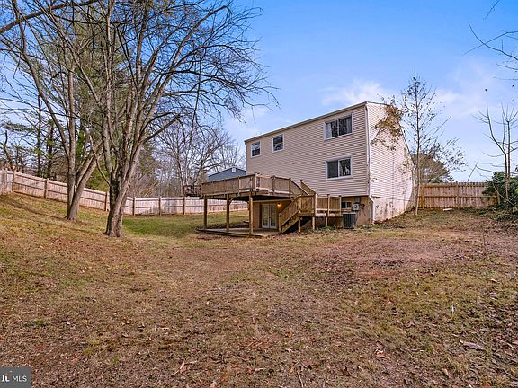 4th image of 13700 Mahoney Dr