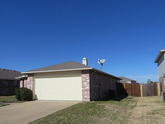 3rd image of 14731 Canyonridge Dr