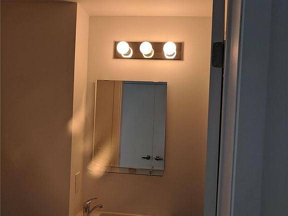 3rd image of 1800 Simcoe St N #307