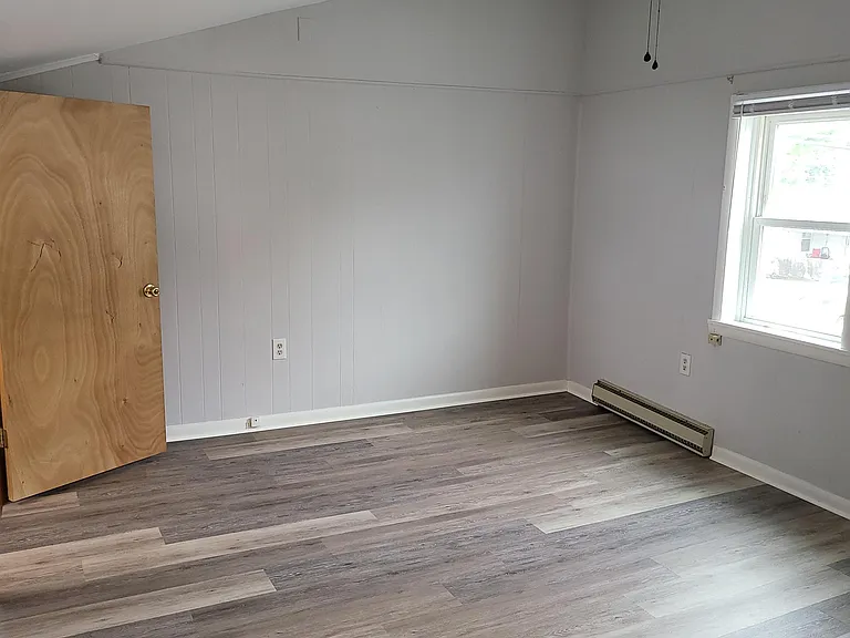 321 W Main St — Photo 10