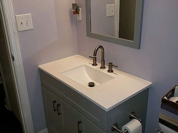 Master bathroom 