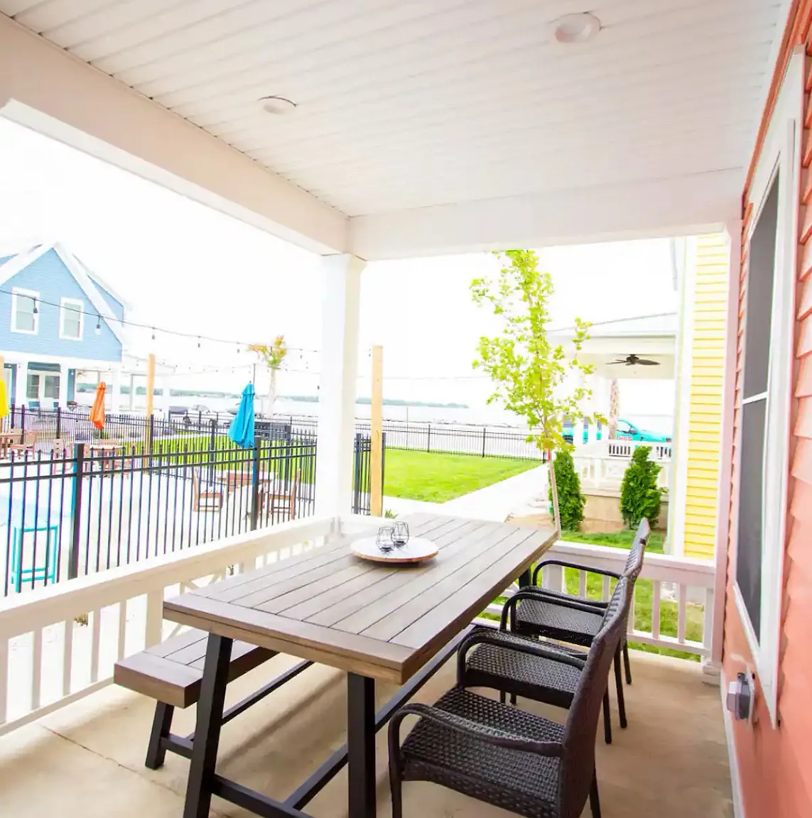 3 bed, 1800 sqft, $3,500 — Photo 2