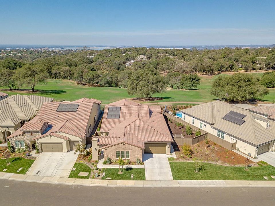 1st image of 1082 Hogarth Way