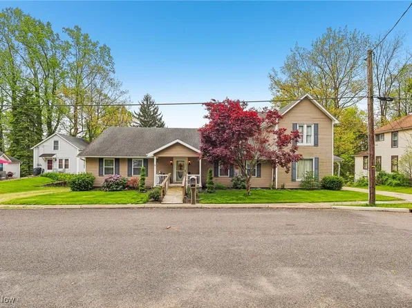4522 Franklin St, Mantua, OH 44255