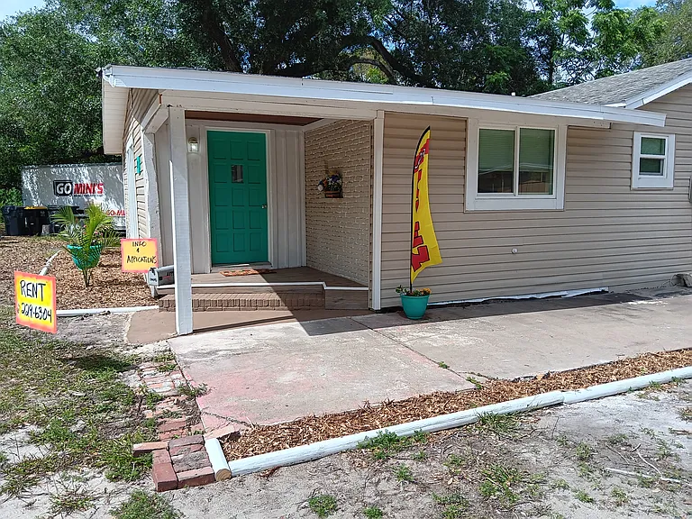 17 Worth Rd — Photo 2