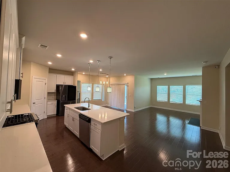 11838 Red Leaf Dr — Photo 5