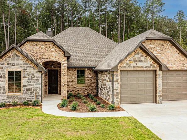 315 Saddle Brook Cir, Hallsville, TX 75650