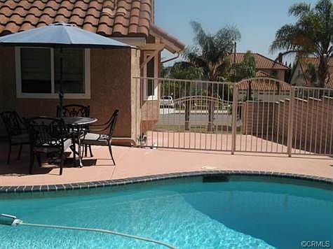 RV parking area, sideyard
