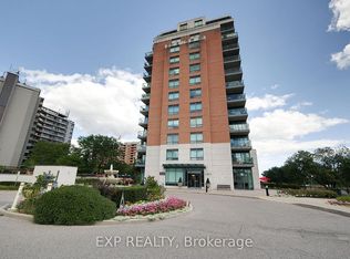1403 Royal York Rd #909, Toronto, ON M9P0A1