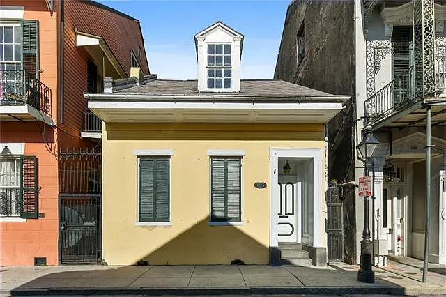 1015 Saint Ann St #1 — Photo 1