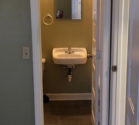 4th image of 131 W Home Ave APT 4