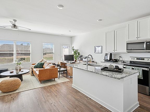 3rd image of 7500 Discovery Point Dr NW #7522
