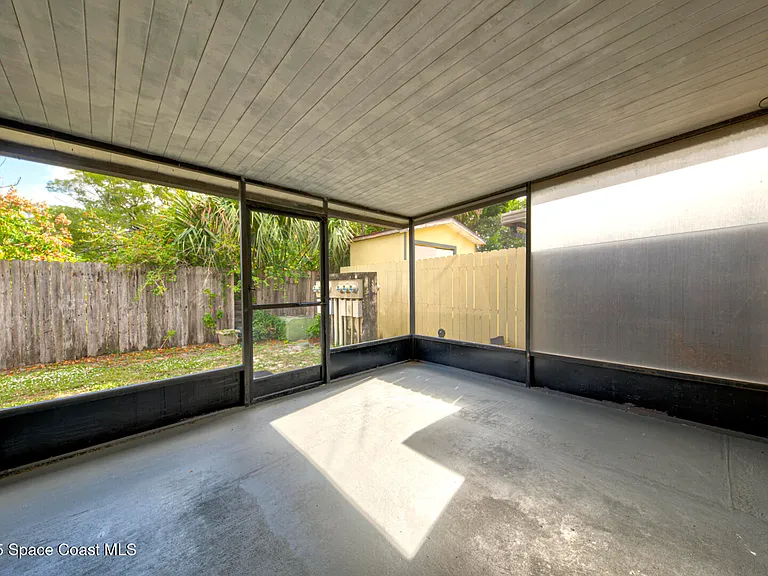 4749 Sisson Rd — Photo 28