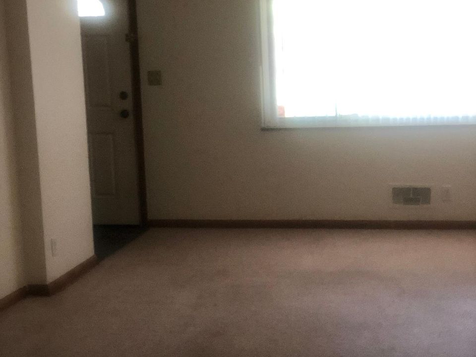 2nd image of 4269 Glenmawr Ave