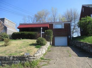 7 Melvin Dr, Pittsburgh, PA 15236