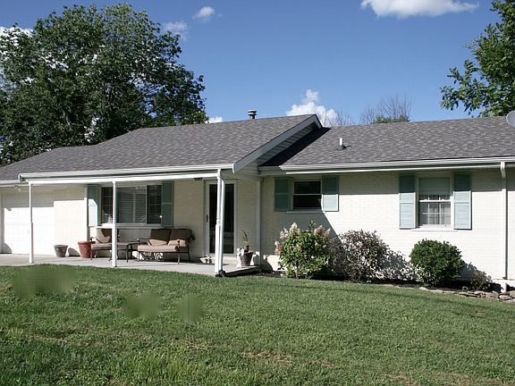 3rd image of 424 Glaser Dr