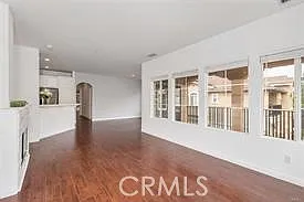 2 bed, 1371 sqft, $3,900 — Photo 4