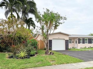 4241 Thomas St, Hollywood, FL 33021
