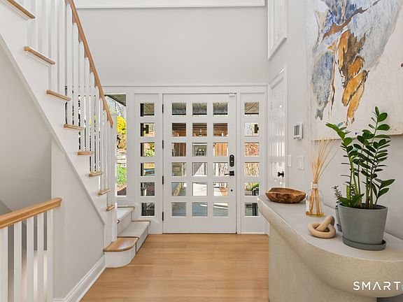 4th image of 30 Catbrier Road