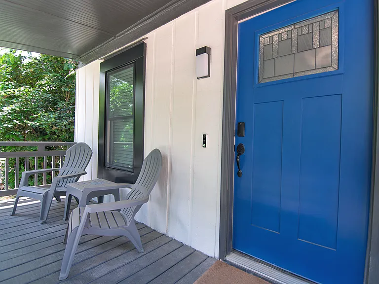 455 E Side Ave — Photo 29