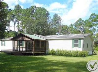 1217 Cypress Ave, Labelle, FL 33935