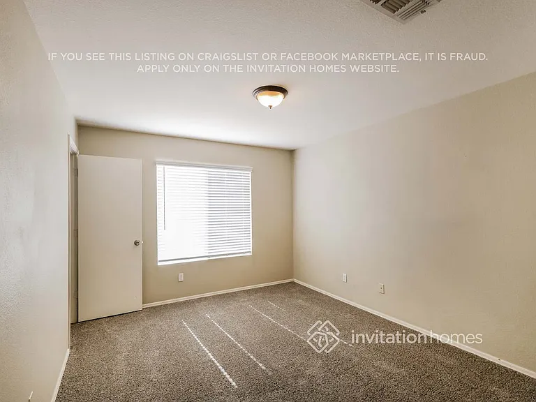 16085 W Adams St — Photo 13