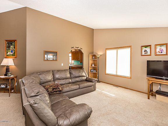3rd image of 14250 Leisure Ln