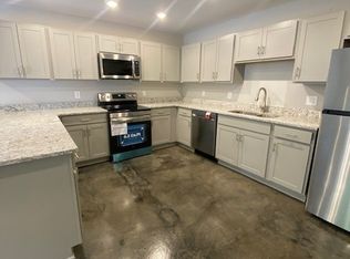 1722 Walnut St #1722, Hopkinsville, KY 42240