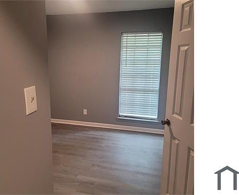 2nd image of 3049 Baffin Dr