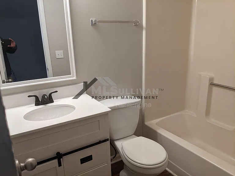 608 Kendall Dr — Photo 9