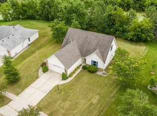 2302 Northcrest Dr, Angola, IN 46703
