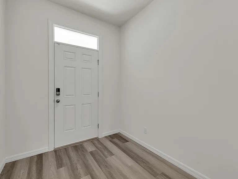 12834 SW Forli Way — Photo 3