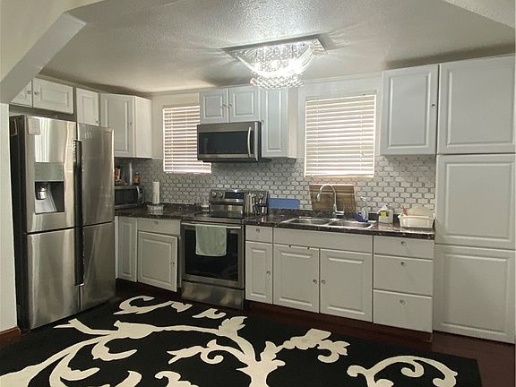 4th image of 175 Rita St