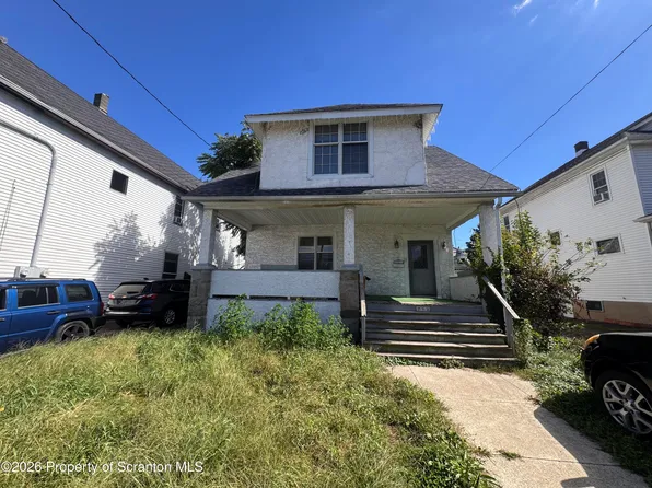 711 Crown Ave, Scranton, PA 18505
