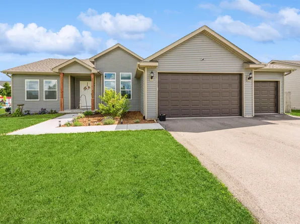 15119 Yellowstone Dr, South Beloit, IL 61080