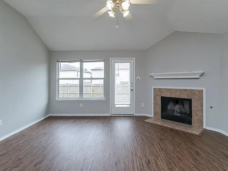 8448 Prairie Fire Dr — Photo 10
