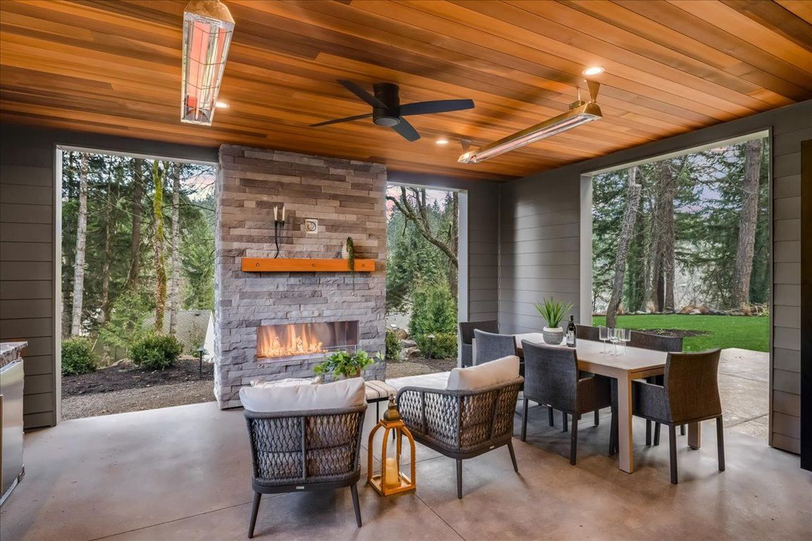 17930 Kelok Rd, Lake Oswego, OR 97034 MLS 24125532 Zillow