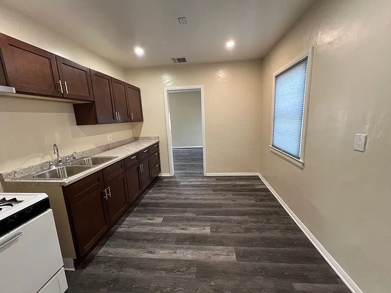 8206 N Wheatland Ave — Photo 17