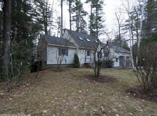 420 Pride Farm Rd, Falmouth, ME 04105