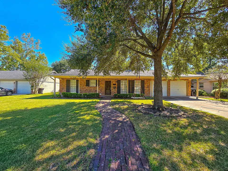 9507 Meadowbriar Ln
