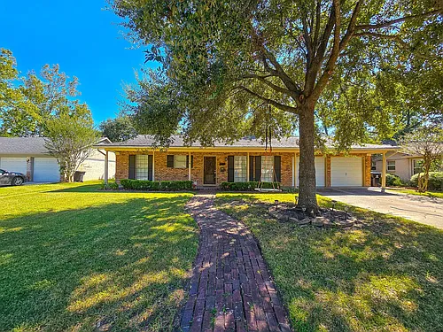 9507 Meadowbriar Ln Photo 1