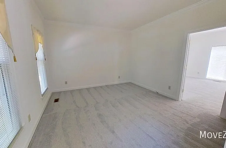 2400 Tweedmore Ct — Photo 43