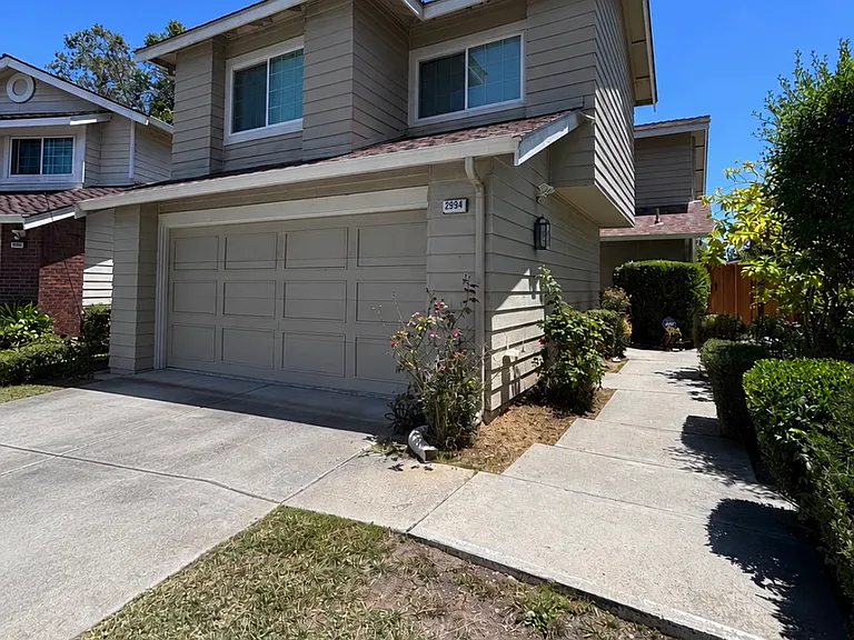2994 Park Place Cmn — Photo 1