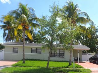 10040 SW 213th Ter, Cutler Bay, FL 33189