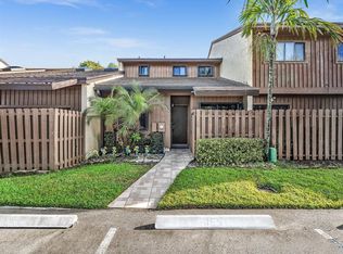 4182 S Pine Island Rd, Davie, FL 33328