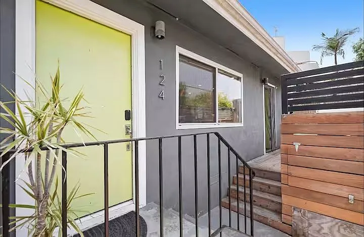 124 Thornton Pl — Photo 12