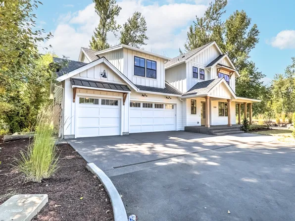 1088 9th St, West Linn, OR 97068