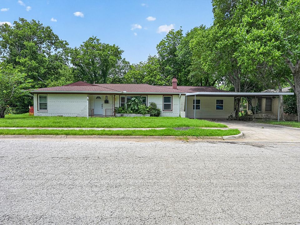1st image of 2833 Scruggs Park Dr