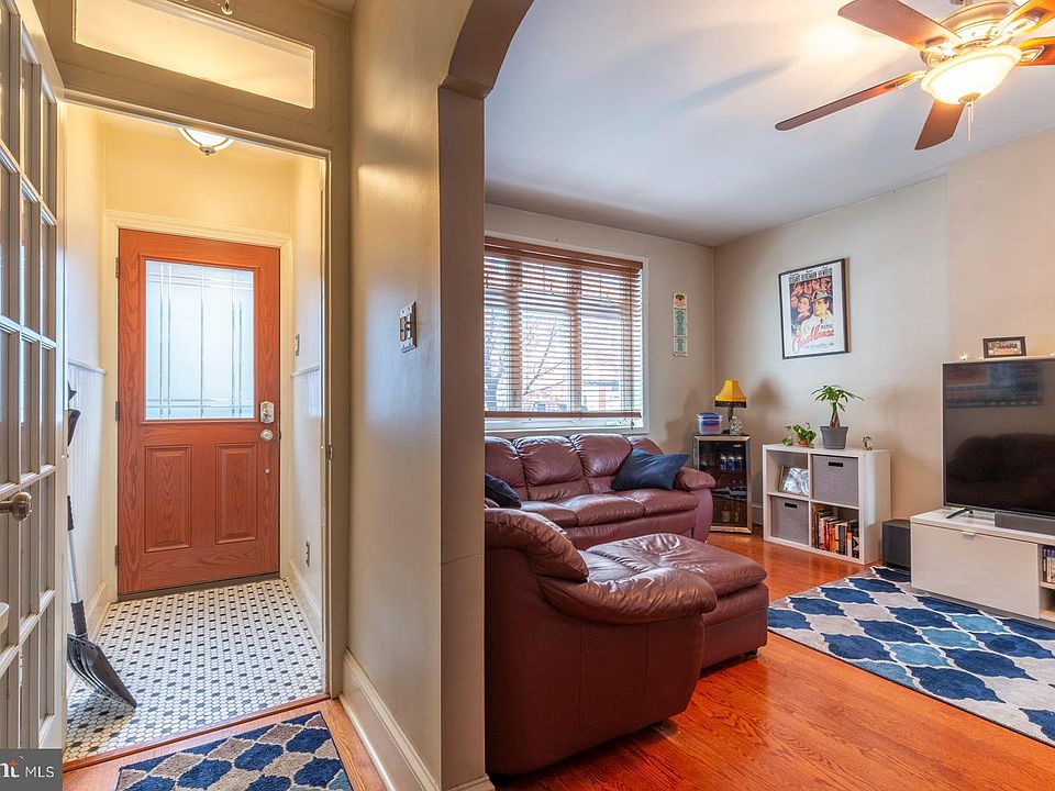 1st image of 1131 Marlborough St